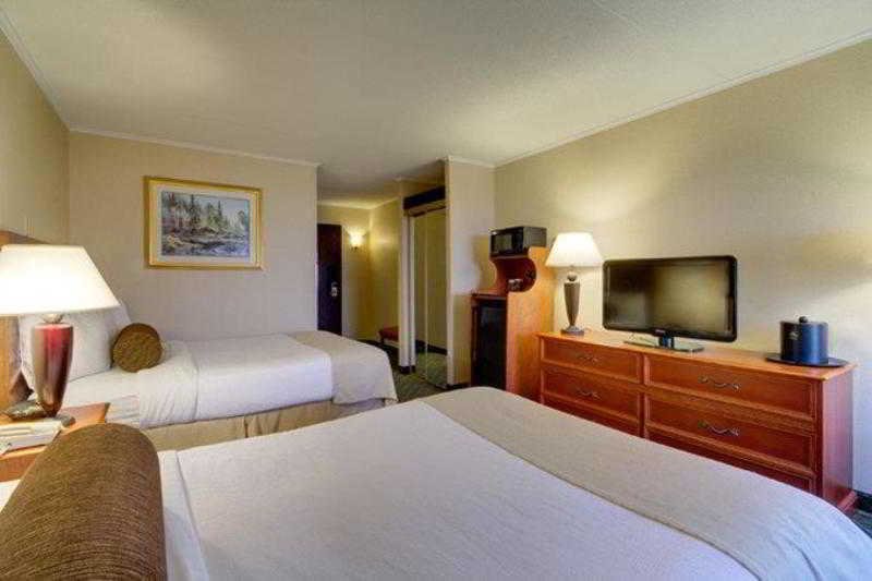 Фото Best Western Plus Augusta Civic Center Inn