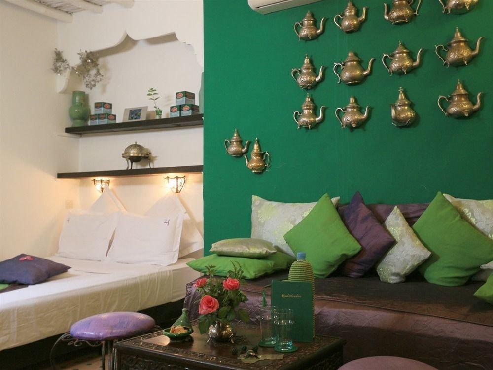 Фото Riad Houdou