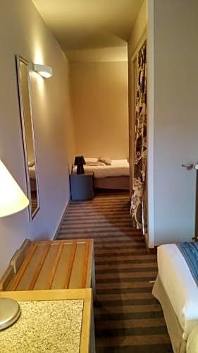 Фото Logis Hotel la Grassinais