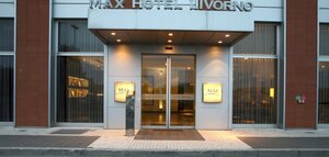 отель Max Hotel Livorno
