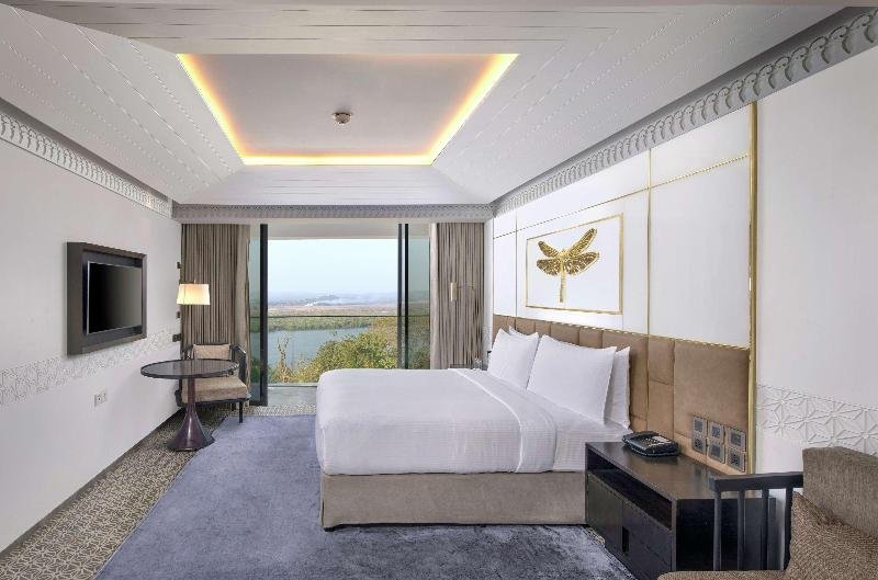 Фото DoubleTree by Hilton Goa - Panaji
