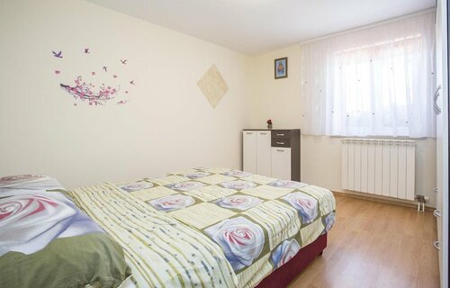 Гостиница Beautiful Home in Rijeka With Wifi and 1 Bedrooms в Риеке