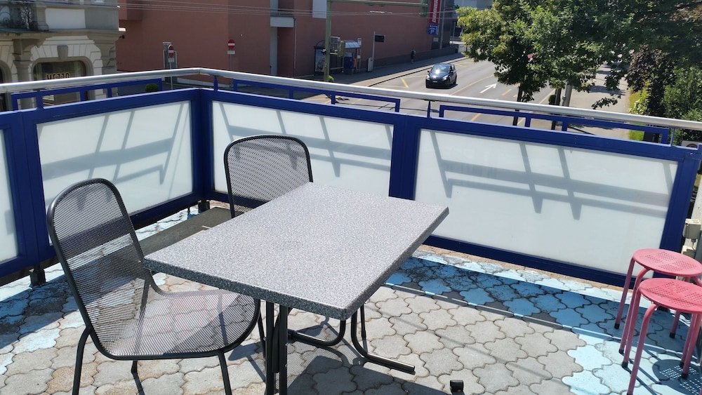 Фото Bellpark Hostel