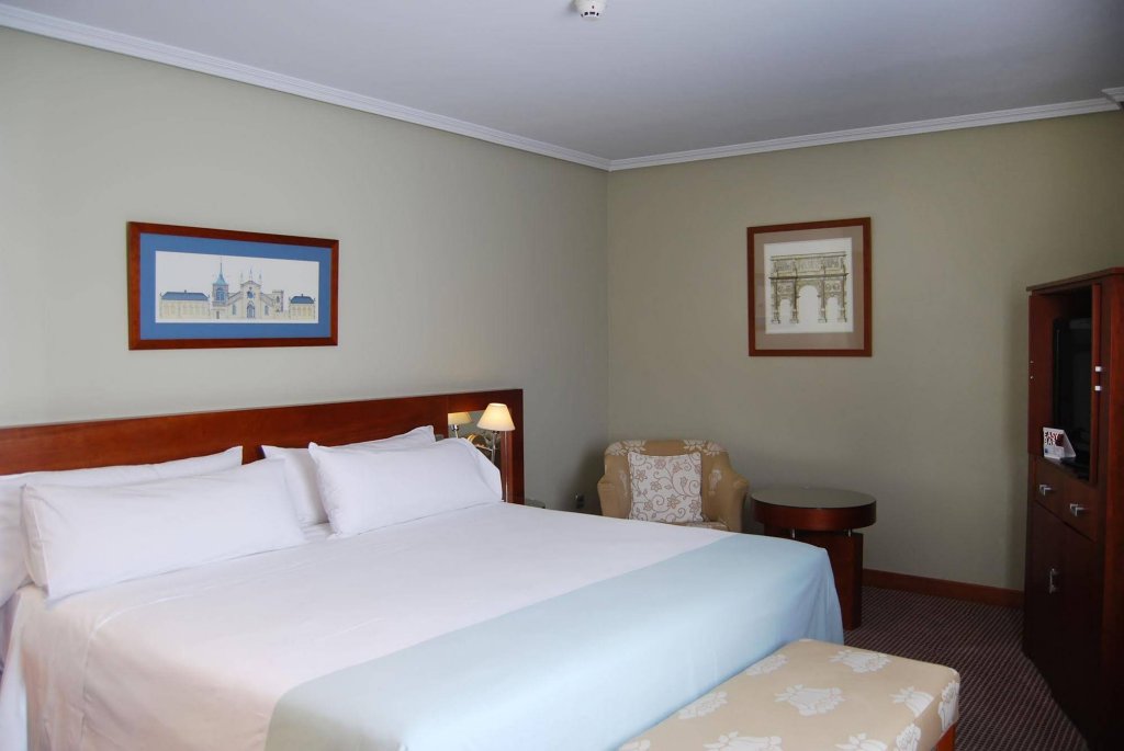 Фото Hotel Madrid Alameda Aeropuerto Affiliated by Melia