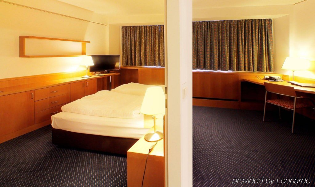 Фото Hotel Strudlhof