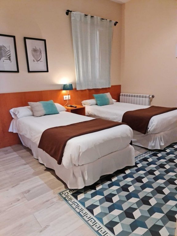 Фото Hotel Montes