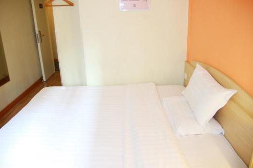 Фото 7 Days Inn Wuhan Shifu Branch