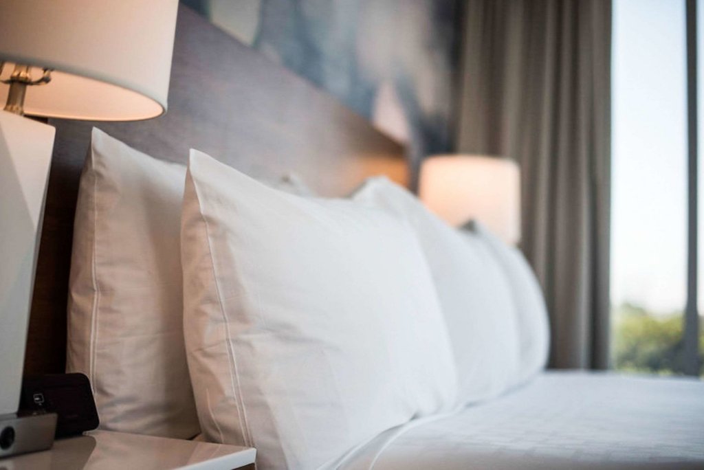 Фото Cambria Hotel Lax