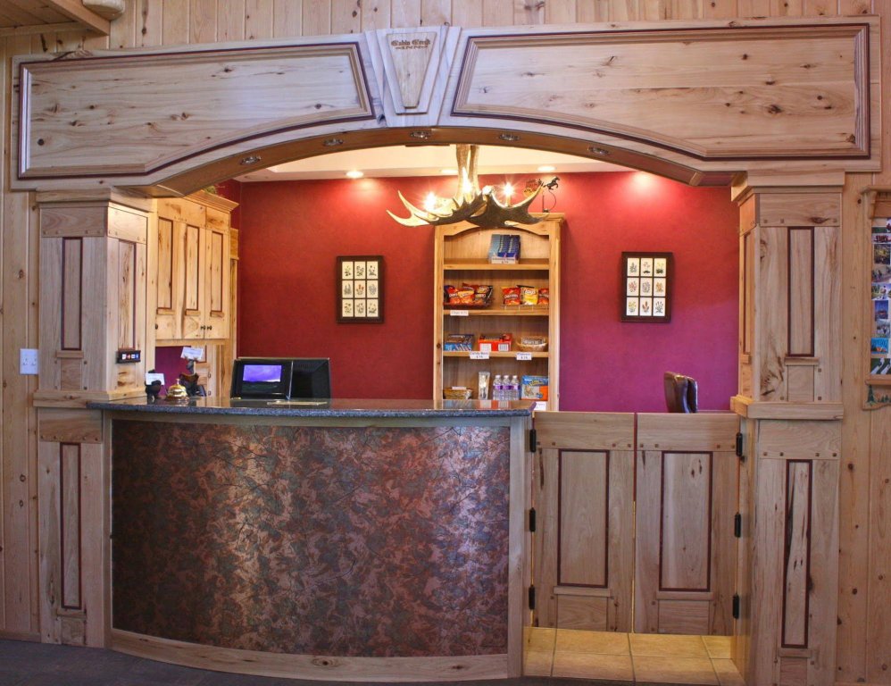 Фото Cabin Creek Inn