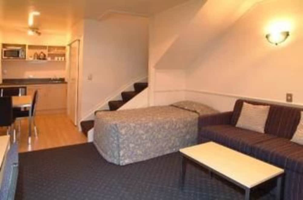 Фото Manukau Motor Lodge