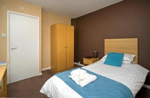 Фото The Burlington Hotel