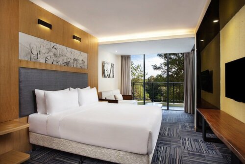 Гостиница Aloft Chengdu Shixiang Lake