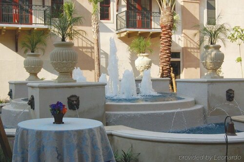 Гостиница Carriage House Hotel в Скотте