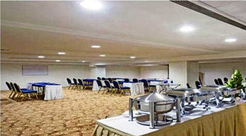 Фото Monarch Luxur