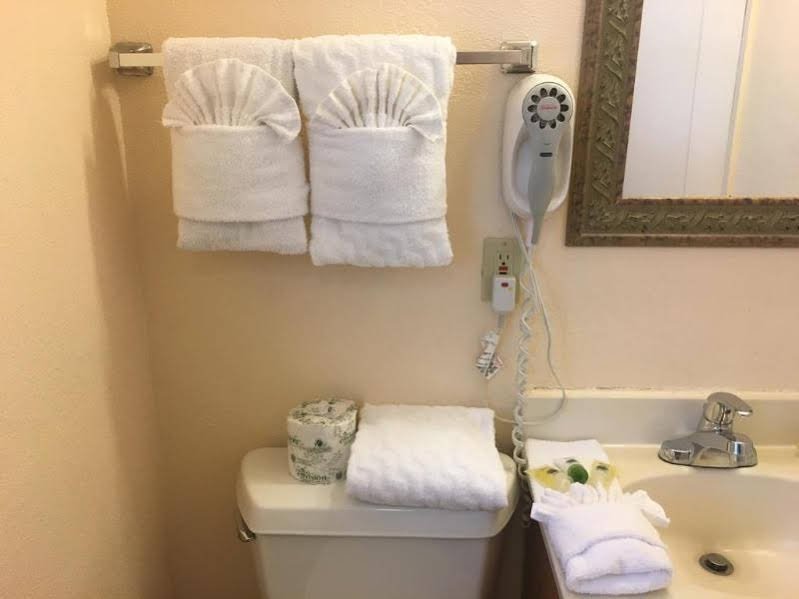 Фото The Palomar Inn