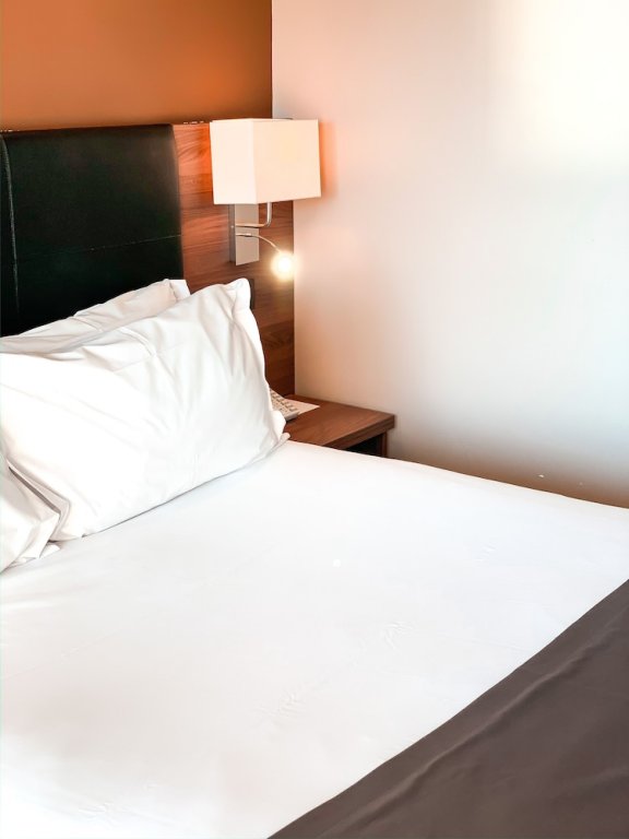 Фото Holiday Inn Cannes