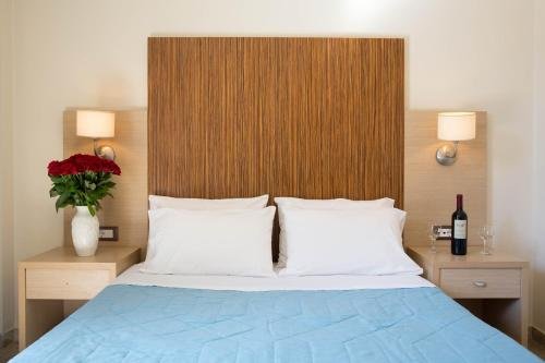 Фото Hotel Elenas