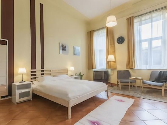 Фото Curry Apartments