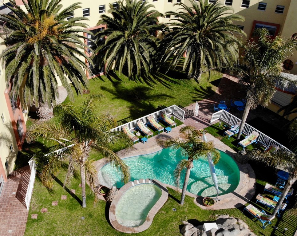 Фото Lüderitz Nest Hotel