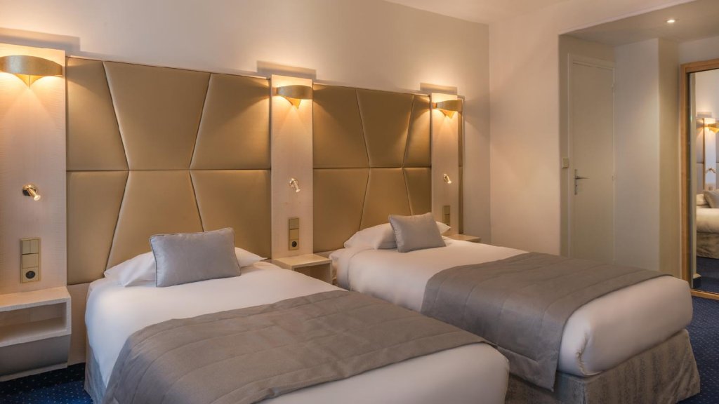 Фото Atlantic Hotel