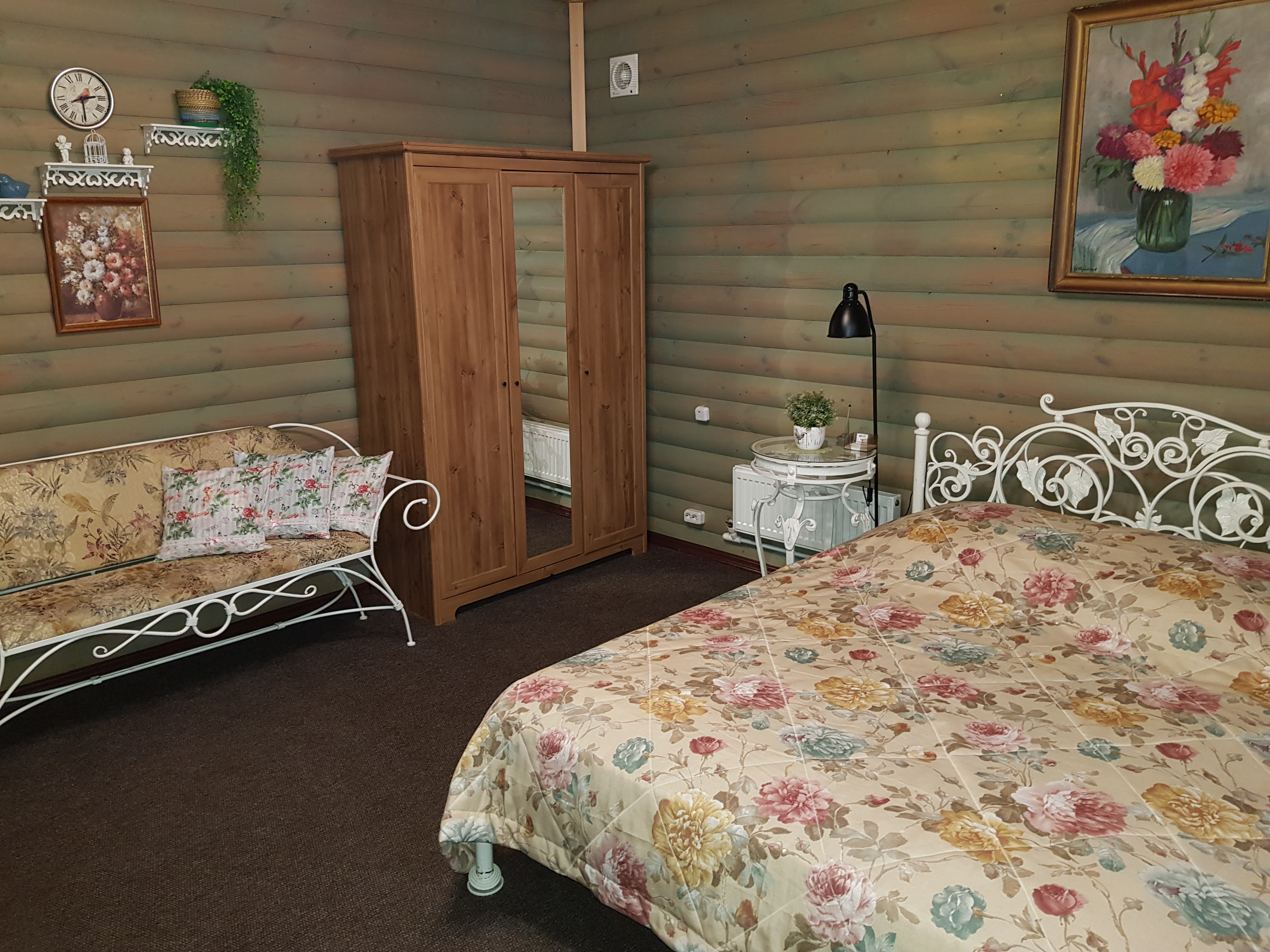 Фото Кузнечный Двор