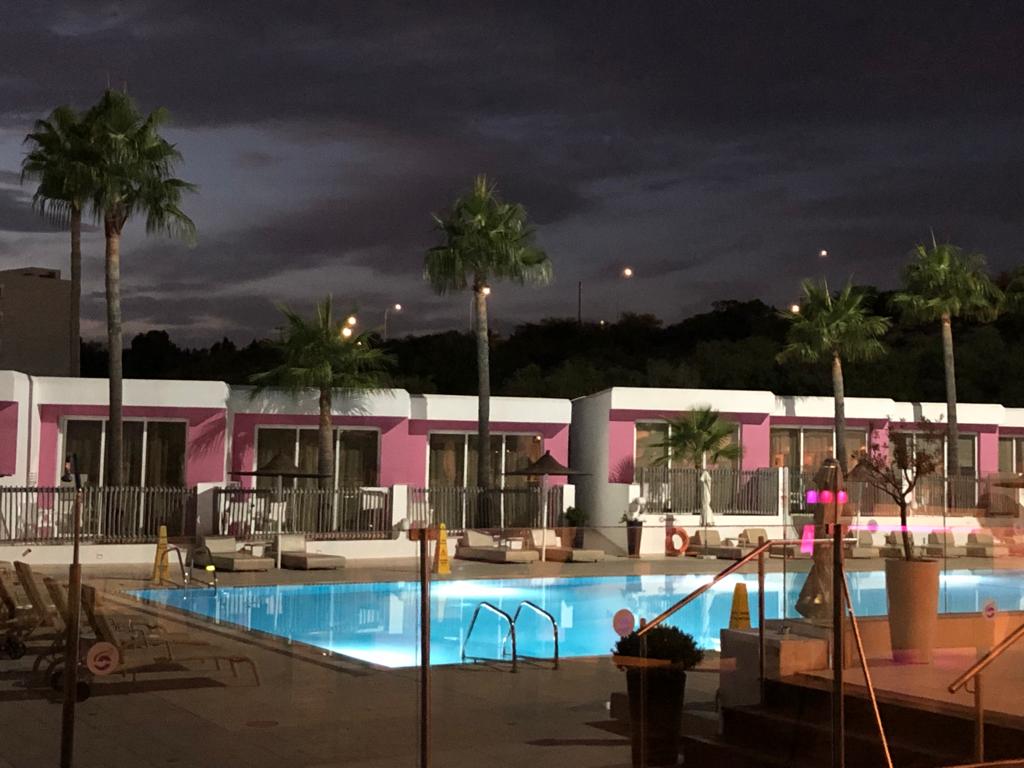 Фото Napa Mermaid Hotel & Suites