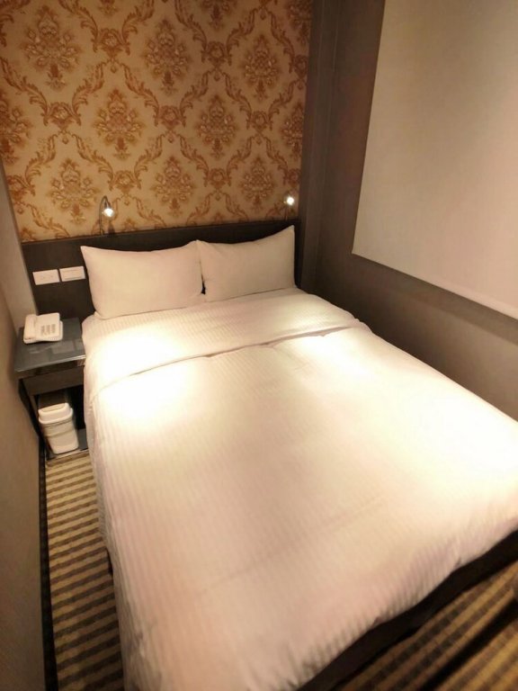 Фото Red 13 apartment