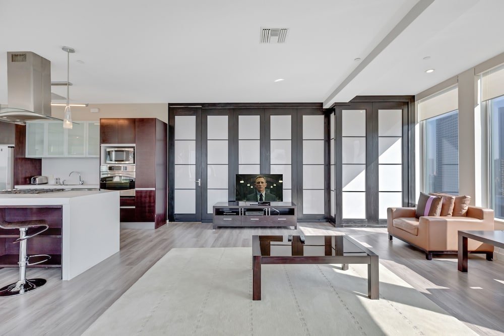 Фото Tenten Wilshire - Official