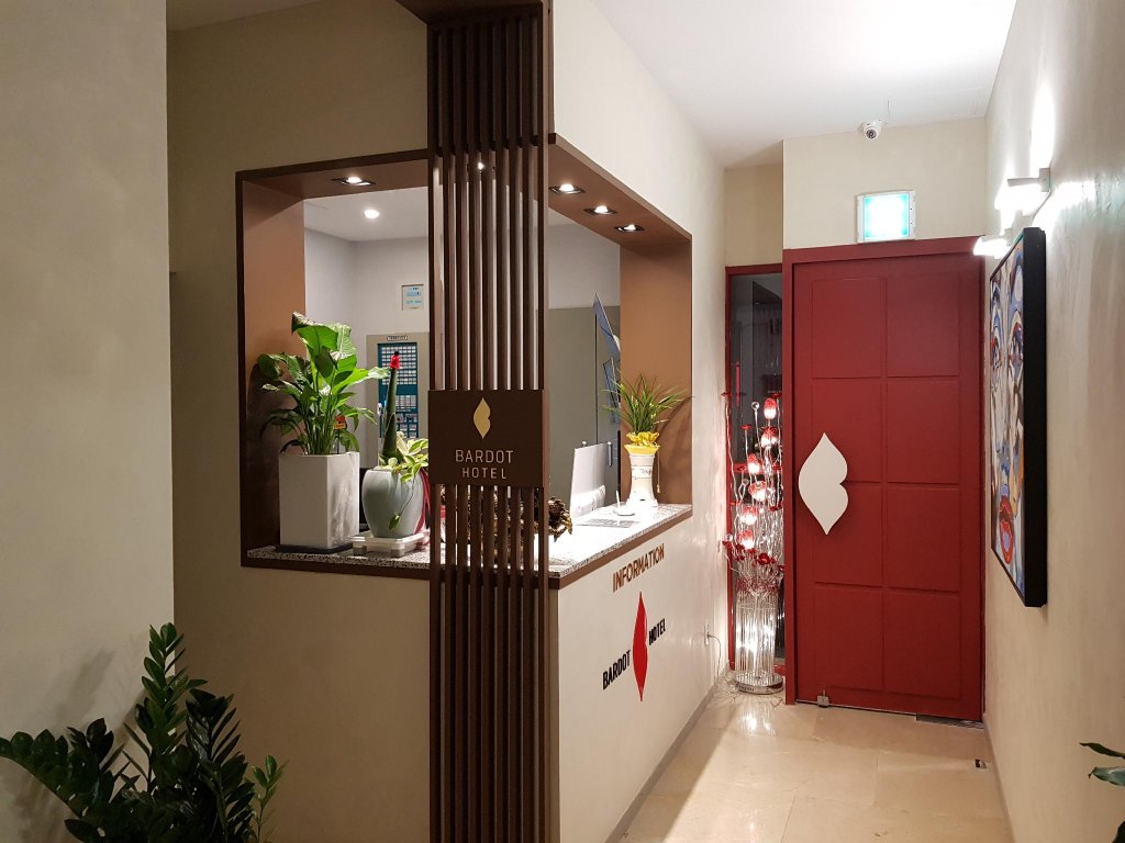 Фото Maron Hotel Nampo