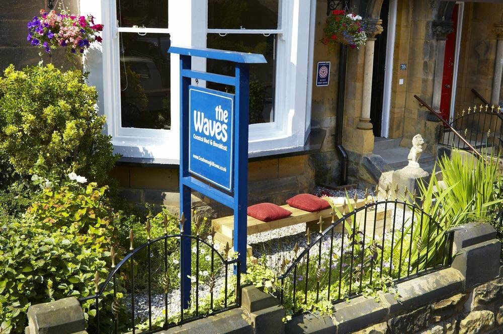 Hotel The Waves: Yorkshire Coast B&b, Scarborough, photo