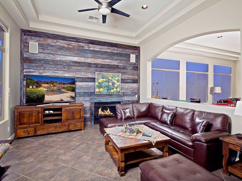 Фото Desert Hills Estate