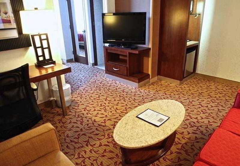 Фото SpringHill Suites by Marriott Logan