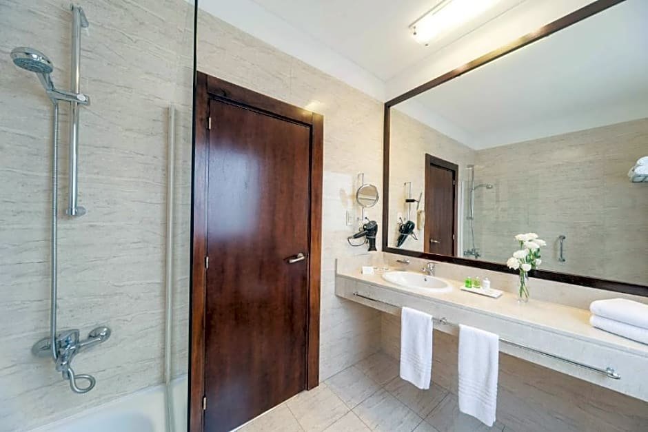 Фото Nh City Buenos Aires