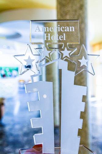 Фото American Hotel