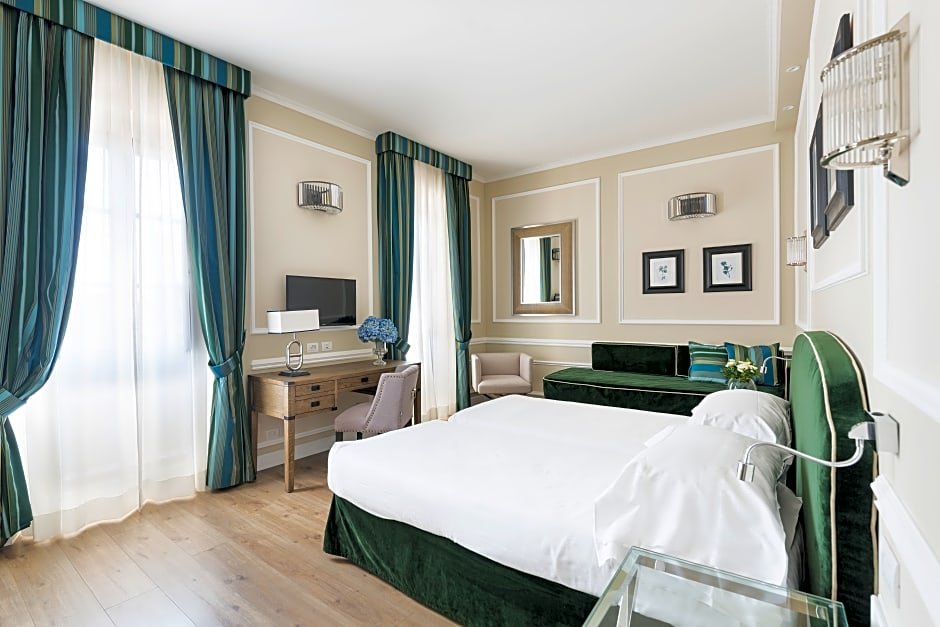 Фото Fh55 Hotel Calzaiuoli