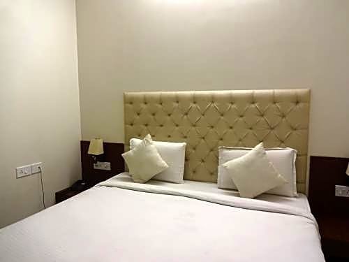 Фото Anamitra Guest House