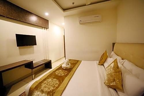 Фото New Hotel Broadway