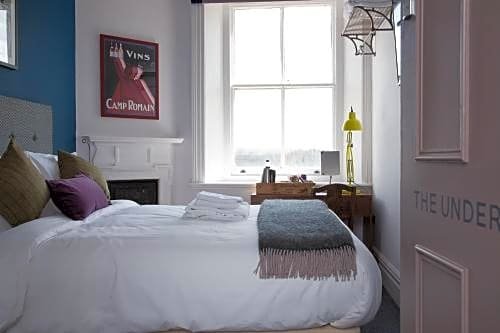 Фото The Station Hotel