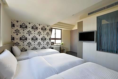 Фото Taichung One Chung Hotel