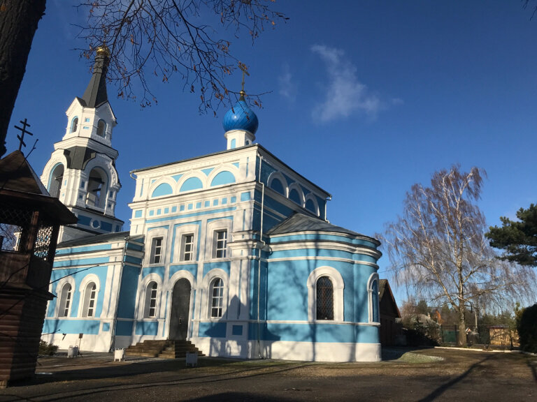 كنيسة أرثوذكسية Tserkov Pokrova Presvyatoy Bogoroditsy V Pokrovskom ، موسكو ومحافظة موسكو، صورة