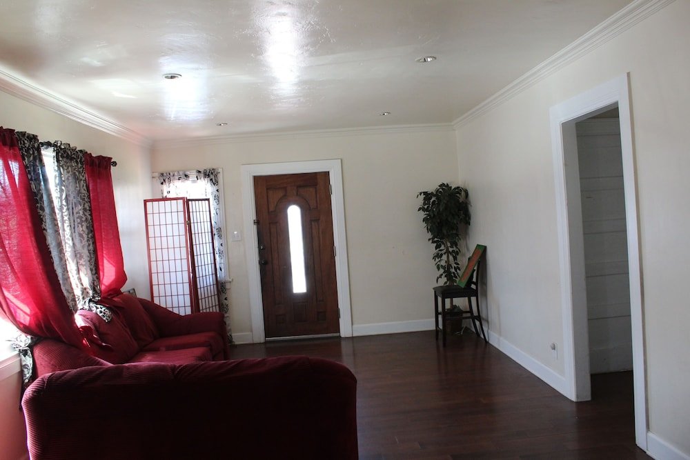 Фото Sleep Cheap Bnb