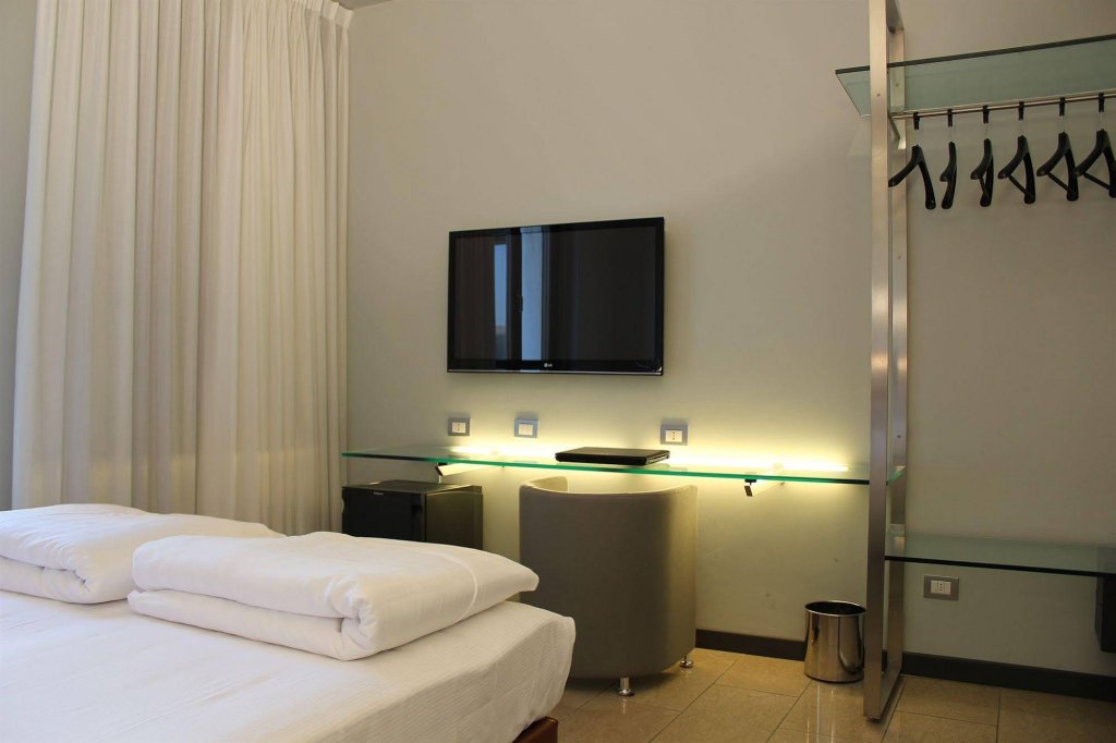 Фото Hotel Verona