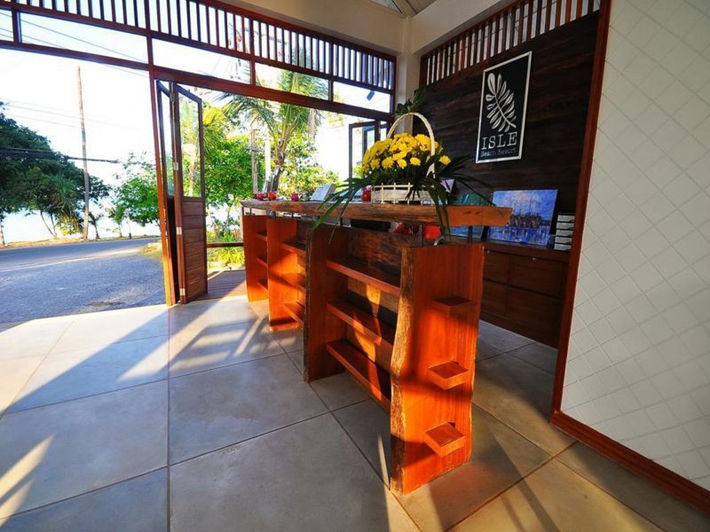 Фото Isle Beach Resort