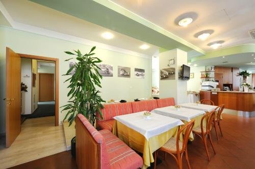 Фото Hotel Ziò Imola