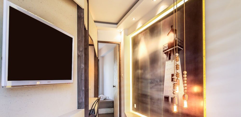 Фото Harbor Suites