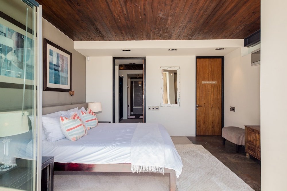 Фото Rhine Stone