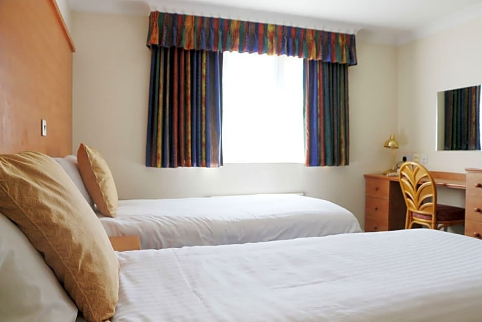 Фото The Willows Training Centre