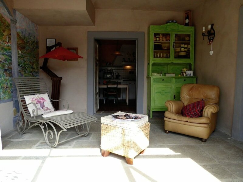 Гостиница Tranquil Villa in San Romano di Garfagnana with Hot Tub