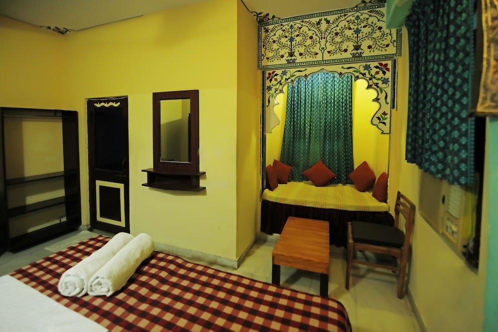 Фото Oyo 22442 Lake View Guest House And Restaurant