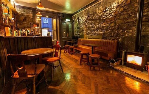 Гостиница The Whisky Vaults в Обане